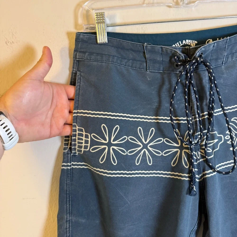 Billabong Recycler Tribong Lo Tide Blue Board Shorts Mens 28 Tribal Floral Surf